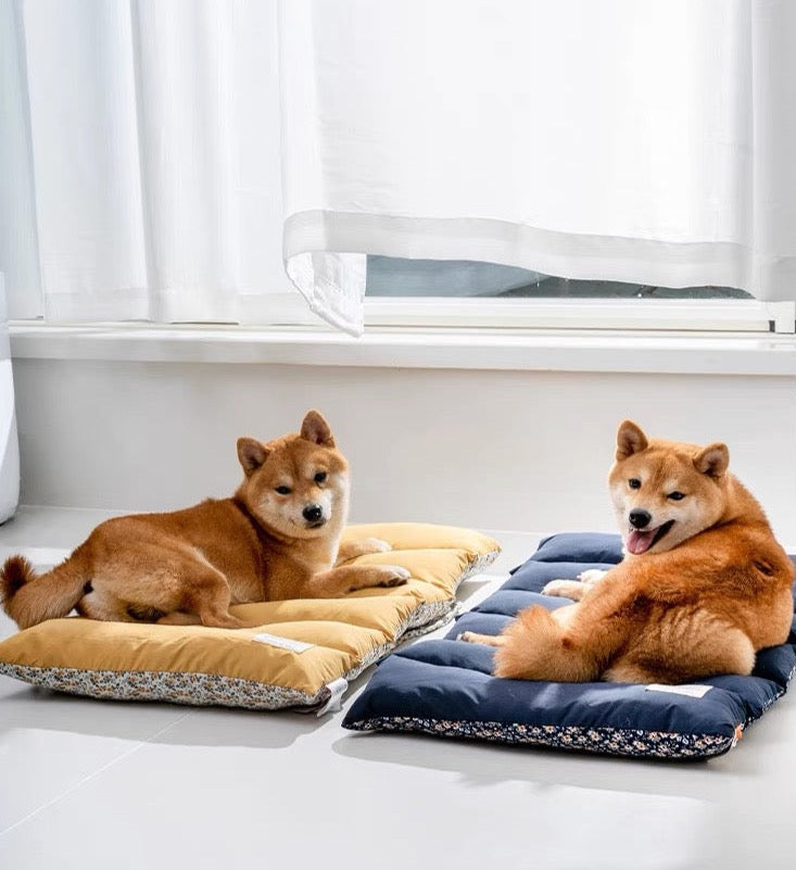 Japanese Style Sakura Super Soft Dog / Cat bed - Blue / Yellow / Pink