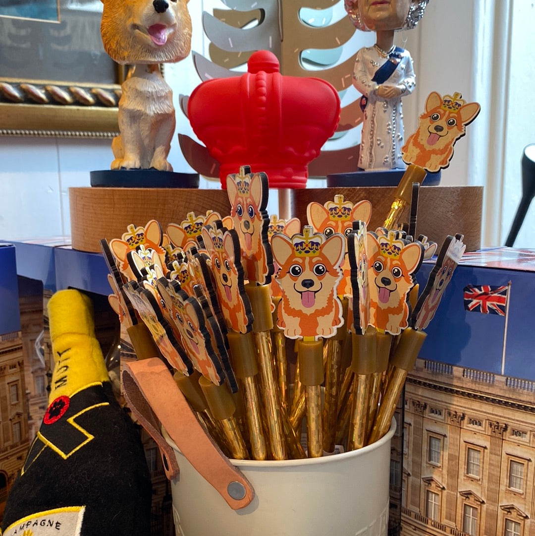 Queen and Corgi Bobble head